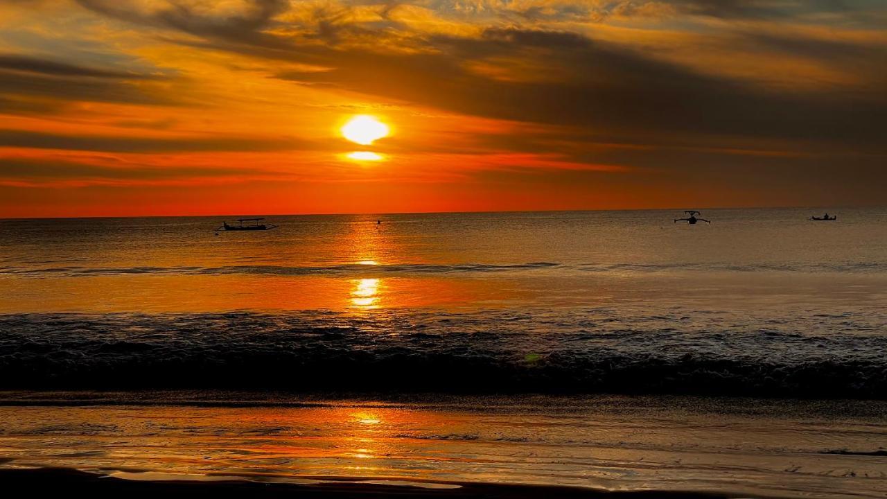 Sunset Palms Beach Villa Jimbaran  Luaran gambar